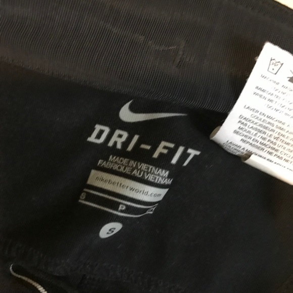 NIKE DRI-FIT lounge and athletic leggings - Picture 3 of 4